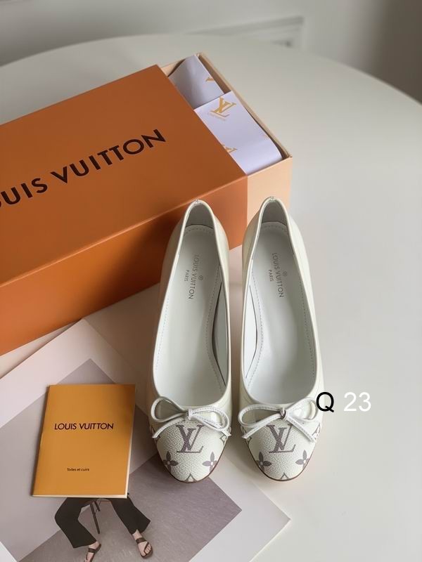 LV Women's Shoes 180